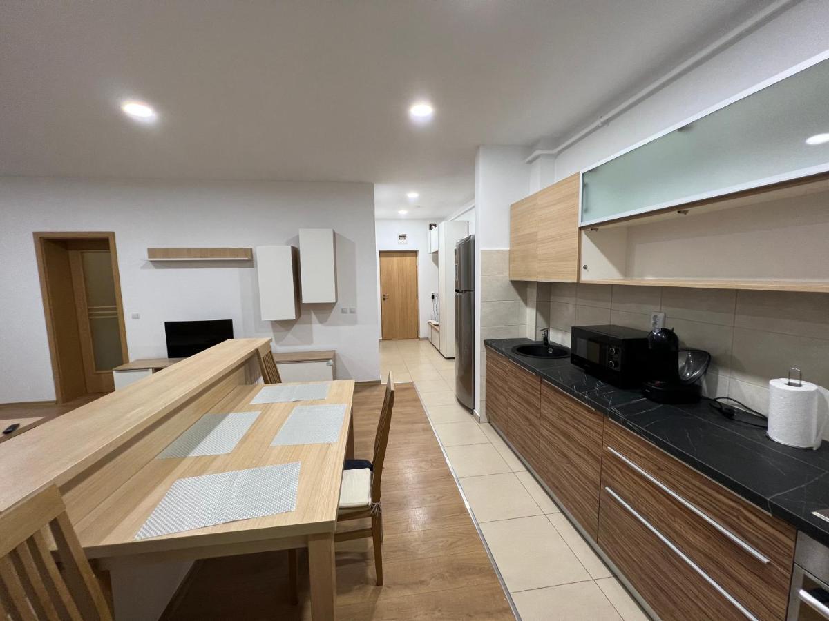 Mrm Aparthome Floreşti Esterno foto